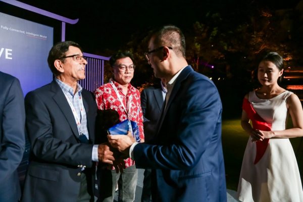 DWP Technologies wins “Rising Star in FSI” award at Huawei Global Financial Eco Week 2025